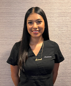 Registered dental assistant Joanna